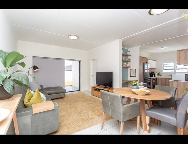 3 BEDROOM APARTMENT SOLD IN RICHWOOD